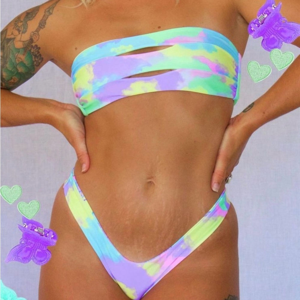 NWT Moana Bikini Set